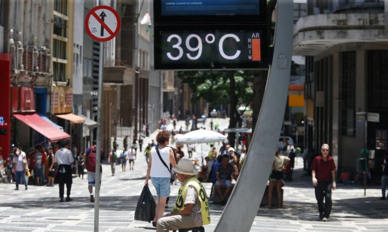 Calor - Paulo Pinto/ABr