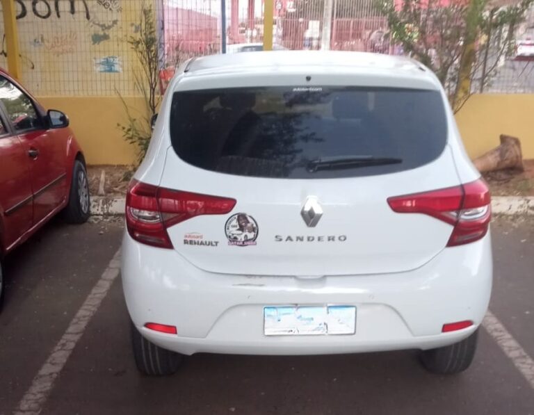 Carro apreendido
