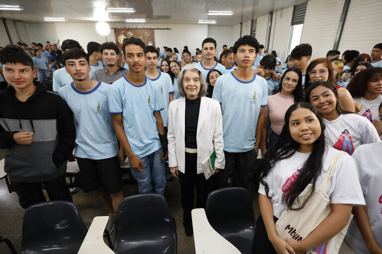 Ministra Cármen Lúcia no Centrão