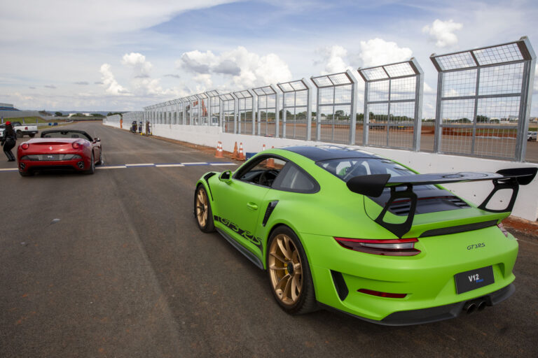 Autódromo brasília Carros esportivos