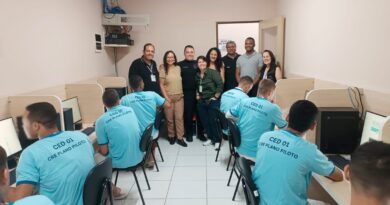 Presos estudando