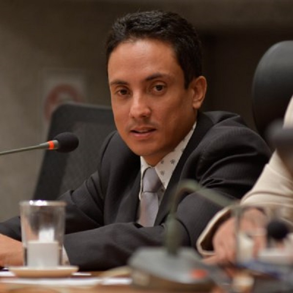 Fernando Fidelis
