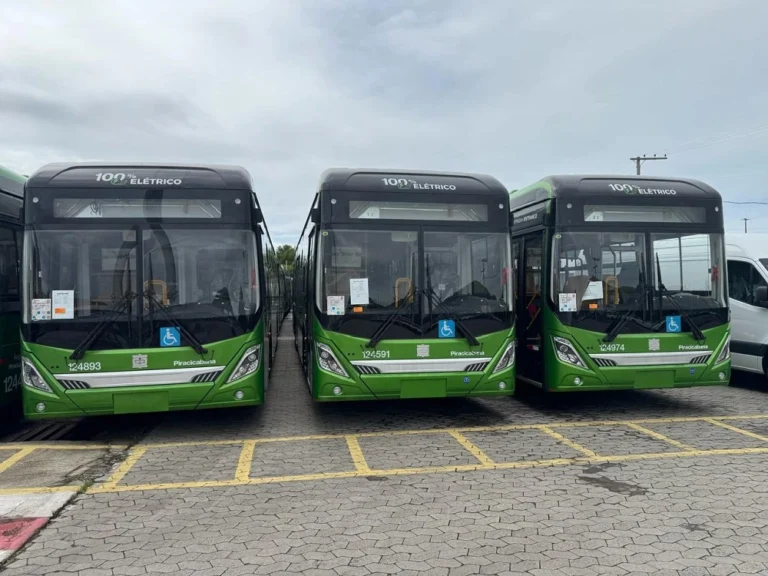 Ônibus elétricos