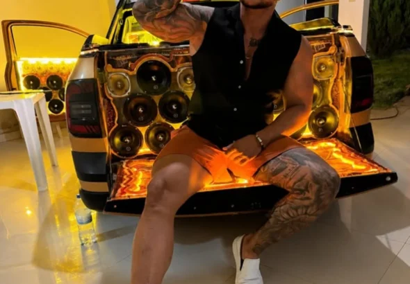 Eduardo Alves personal